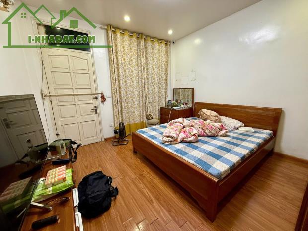 BÁN NHÀ 4 TẦNG NỘI THẤT ĐẸP, GẦN ĐƯỜNG Ô TÔ, PHÂN LÔ PHỐ LÊ TRỌNG TẤN – THANH XUÂN. - 1