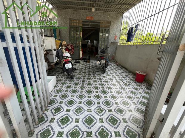 ĐẦU TƯ SINH LỜI - CHÍNH CHỦ CẦN BÁN NHÀ 1 TRỆT 1 LẦU  Tại Xã MỸ LỘC, CẦN GIUỘC, LONG AN - 3