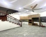 15tr/t Cho thuê nhà Ngõ Chợ Khâm thiên