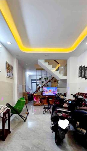 Bán nhà Kinh Dương Vương 53m2 3 tầng không lộ giới, chỉ 7 tỷ nhỏ N_AL51 - 1
