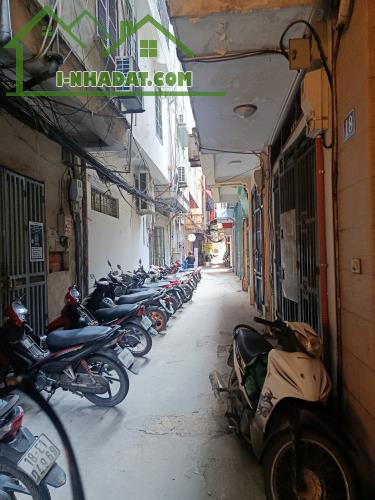 XUÂN ĐỈNH – NHÀ ĐẸP GIỮA LÒNG HÀ NỘI – Ô TÔ ĐỖ CỬA 🔥 🏡 Diện tích: 60m² 📐 Mặt tiền rộng - 1