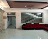 Chủ gởi bán nhà 5 tầng , mặt tiền Hải Phòng , diện tích 63 m2, giá 10 tỷ 7 , nhà có thang