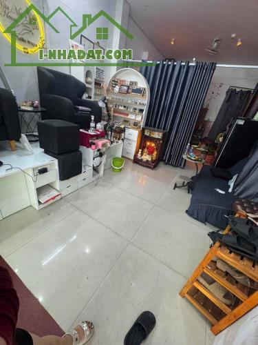 cần sang gấp mặt bằng vị trí siêu đẹp - 5