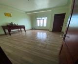 Các bác mua đất có nhà sẵn về chỉ việc ở rất tiềm năng