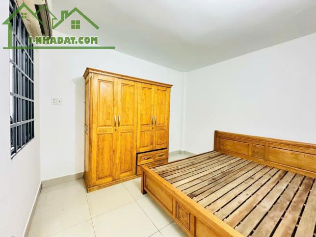 BÁN NHÀ CHỈ 2,8 TỶ 60M2 - ĐƯỜNG 8M CÁCH VINCOM 550 CHỈ 1KM - 5
