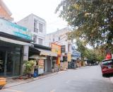 Ngay đường Nguyễn Thị Huê, diện tích : 4.5 x 12, nở hậu : 4.5m
