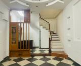 MỜI THUÊ! Nhà Đep Nguyễn Khánh Toàn 40m2 x 5T, 13 tr/th. Ngõ Thông, Thoáng, Gần Ô Tô