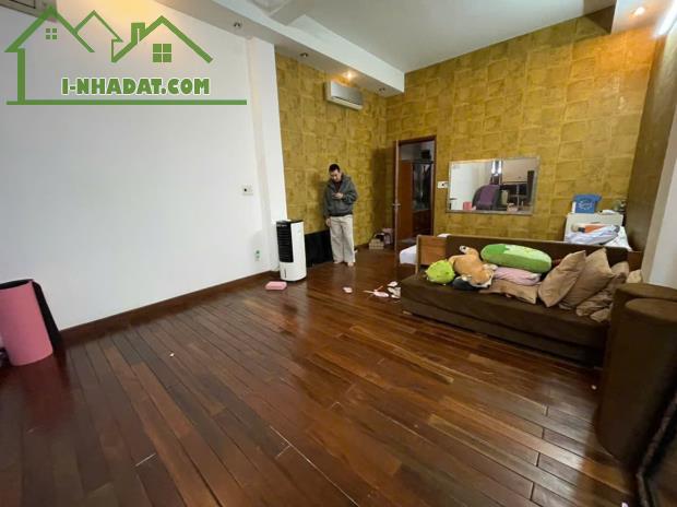 Ngay 6 Trường ĐH, nhà 3 tầng mới về ở liền, 97m2, gần Đỗ Xuân Hợp, Phước Long, SHR - 3