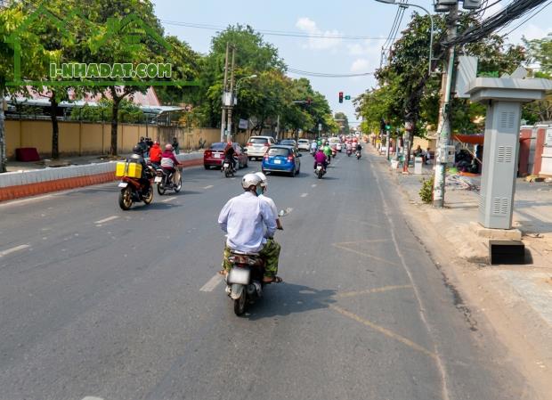 [O2801*] ĐẤT MT NGUYỄN THÁI SƠN cạnh BV175 - N.Hậu 24M - 15x TỶ