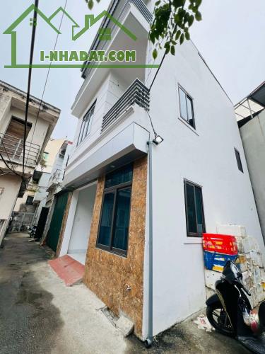 SIÊU PHẨM SONG PHƯƠNG – 56M² – 3 TẦNG – MT 5,5M