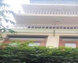 Nhỉnh 5 tỷ, nhà riêng phố Kim Mã, Ba Đình, gần hồ, gần công viên, Trường ĐH GTVT