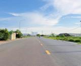 Cần bán gấp đất thổ cư mặt tiền đường nhựa 32m, 2000m2, 50x40m, full thổ cư, 890tr