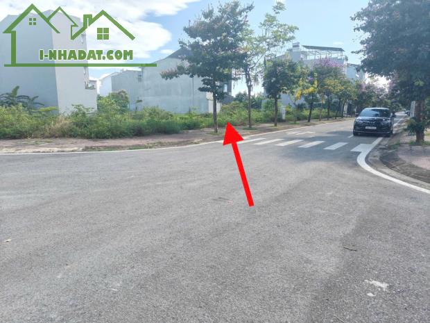 Rẻ quá rồi - Lô cạnh góc đường 16.5m Nam Vĩnh Yên 3.6x tỷ