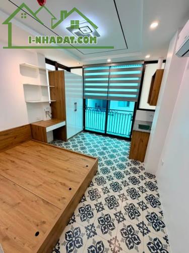 CCMN TRẦN QUỐC HOÀN,CẦU GIẤY,35M x 7 TẦNG-MẶT TIỀN ĐẸP- Dòng tiền 80 triệu/tháng-PHÂN LÔ Ô - 2