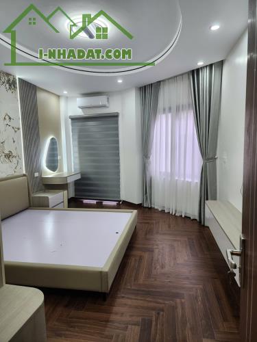 Bán nhà Nguyễn Văn Cừ, DT 35m x 6 tầng thang máy, mặt tiền 6m, gara ô tô, 10.9 tỷ - 2