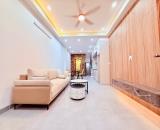 Bán Nhà Phố Đại La - Xây mới độc lập - 40m2 x 5 tầng Thang Máy, Đủ nội thất, Ko QH - SDCC