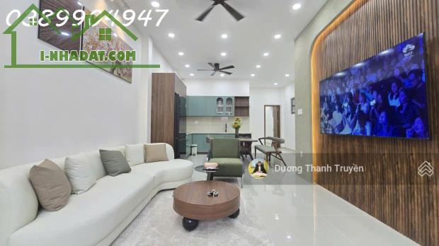 Siêu phẩm nhà đẹp 3tầng góc 2 mặt tiền đường Đồng Nai gần siêu thị Coopmart, full nội