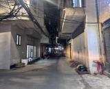 Bán 60M thổ quan tặng nhà 40M ô tô tránh đống đa