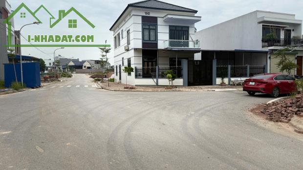 CÁC BÁC LƯU Ý ,GIÁ CHƯA ĐẾN 2 TỶ ,DIỆN TÍCH GÀN 350 M ,LÔ GÓC 2 MẶT TIỀN ,THẬT PHÙ HỢP - 3