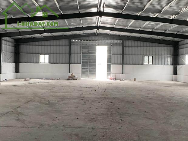 Cho thuê 1.500m2 kho xưởng tại Lĩnh Nam , Hoàng Mai , Hà Nội.