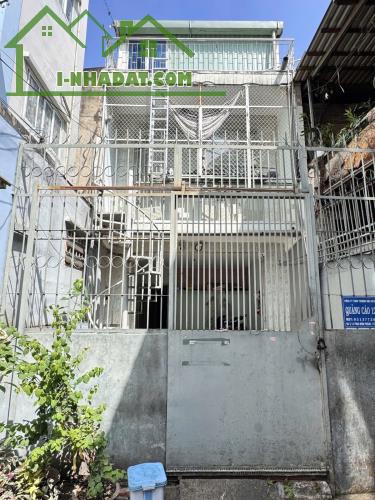 PHÚ NHUẬN GIÁP QUẬN 1 – 10 PHÒNG – 100M2 – CHỈ 8.7 TỶ