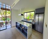 Cho thuê "Villa  Phố Biển, Khu biệt thự Ocean Front Anh Nguyễn view biển , DT 420m2 có 4pn