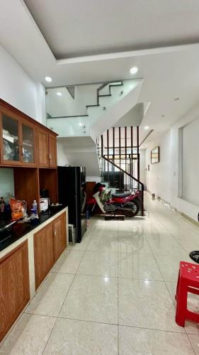 Nhà đẹp 2 tầng BTCT diện tích 5.3× 18m - 1