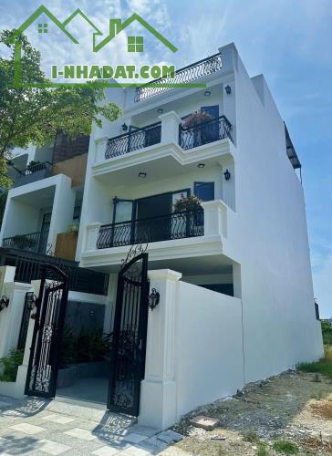 Bán nhà 3 tầng 100m2 lô 39 đường số 94 Gói 5 KĐT Mỹ Gia, full nội thất.