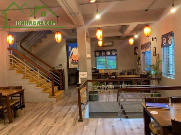 MẶT PHỐ PHAN CHU TRINH -  VỈA HÈ SIÊU RỘNG - KHU VỰC HIẾM NHÀ BÁN - 3 THOÁNG - KINH DOANH