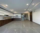 Bán đất tặng nhà 52m2 3 tầng Phố Ngô Gia Từ Long Biên nhỉnh 5 tỷ
