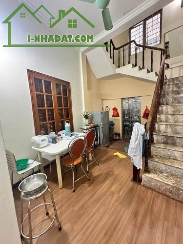 Ô Tô Tránh-Ngõ Thông- Lô Góc -Kinh Doanh-Nguyễn Chí Thanh-Dt: 48m2/4 tầng*25 tỷ - 3