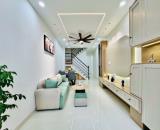 NHÀ ĐẸP BÌNH THẠNH 3 Tầng ngay Chợ BÀ CHIỂU – CHỈ 10M RA HẺM XE TẢI – FULL NỘI THẤT