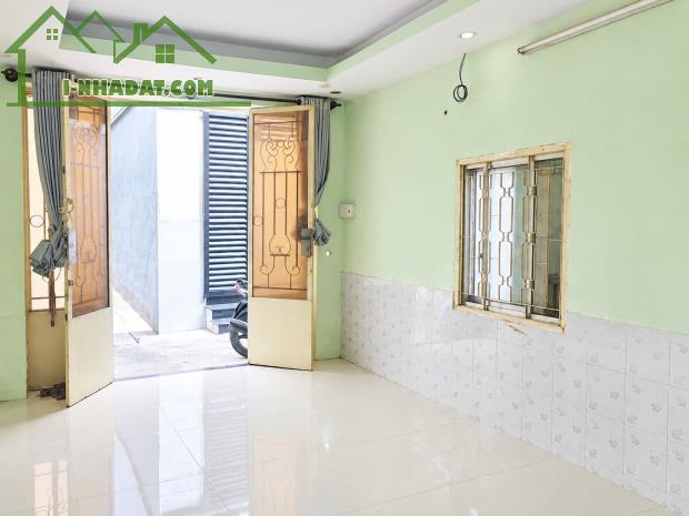 NHÀ 2,5 TỶ  SÁT VƯỜN LÀI – THÔNG QL1A, CHỢ CẦU ĐỒNG – 40M² – ĐANG THUÊ 3,7TR/THÁNG