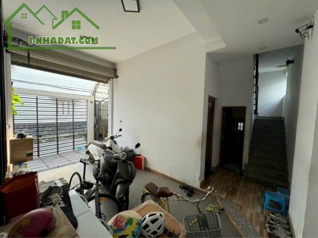 LÔ GÓC 5 TẦNG NGAY THỦ ĐỨC - 178m2 - NGANG 8M - 2