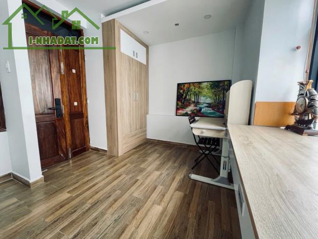 LÔ GÓC 5 TẦNG NGAY THỦ ĐỨC - 178m2 - NGANG 8M