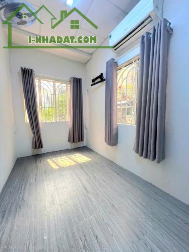 Cần bán nhà 2 sẹc hẻm xe hơi Huỳnh Văn Bánh 17m2 – Giá 2,85 Tỷ tl. - 2