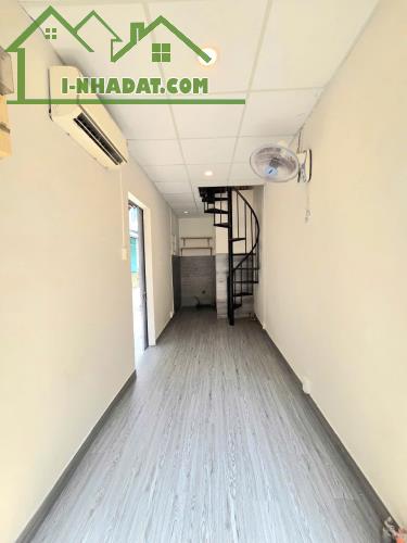 Cần bán nhà 2 sẹc hẻm xe hơi Huỳnh Văn Bánh 17m2 – Giá 2,85 Tỷ tl. - 3
