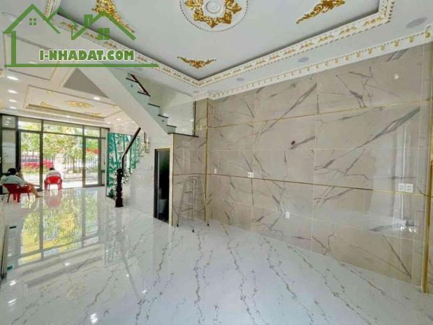 Nhà 3 tần xây mới An Dương Vương - Lý Chiêu Hoàng (đt 52m) hẻm xe hới né nhau 7₫ nhỉnh - 2