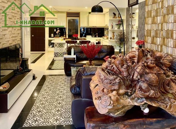 ► Villa gần Biển Non Nước, 105m2, ngang 6.9m, 2 tầng, 4PN, dòng tiền 40tr - 2