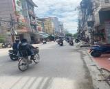 Bán đất tặng nhà cấp 4 tại phố CHỢ CON, 40m2 - 3tỷ4, chỉ vài bước chân ra mặt đường