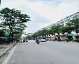 LẠC LONG QUÂN - NHÀ ĐẸP - GARA - KINH DOANH - KHÔNG QUI HOẠCH - 90M² 35 TỈ