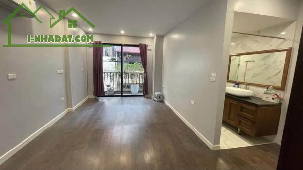 NHÀ LÔ GÓC PHÁO ĐÀI LÁNG – 60M² – MT 5,3M – 5 TẦNG – Ô TÔ ĐỖ CÁCH 10M – Ô CHỜ THANG MÁY – - 2