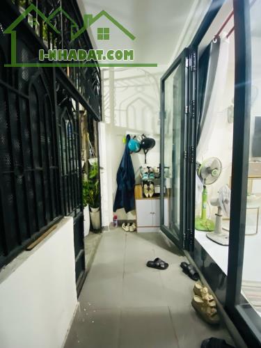 Nhà Xô Viết Nghệ Tĩnh - Bình Thạnh - Hàng Xanh. - 2