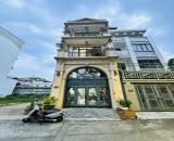 Bán Nhà Đẹp 4 Tầng (5mx18m) Khu Compound Trần Não Quận 2-Full Nội Thất Có Thang Máy
