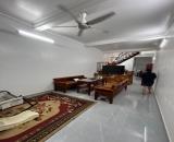 Chính chủ bán căn nhà mới xây được 2 năm, độc lập 4 tầng chắc chắn, mặt tiền rộng 10m