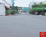 Có những căn nhà chỉ cần nhìn vị trí. Hẻm xe hơi Đặng Văn Bi, với gần 124m², mà chỉ 12 đồg